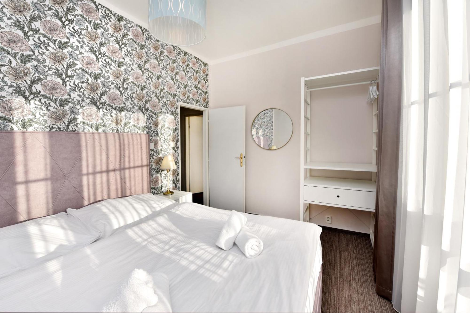 Aplend Lujza Major Hotel 3*
